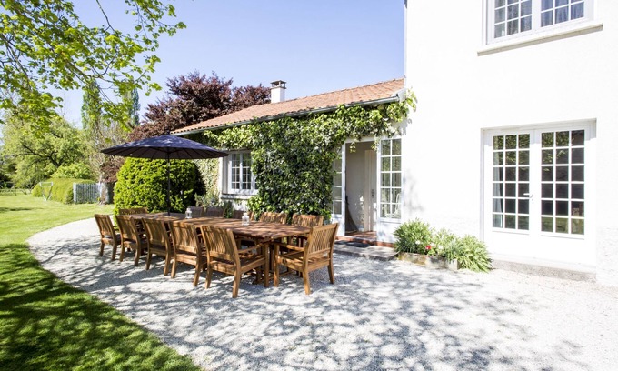 Cherigne Casa | Gran casa familiar con piscina climatizada.