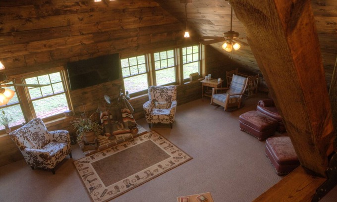 Wayne County Casa | Lodging EXTRAORDINAIRE!