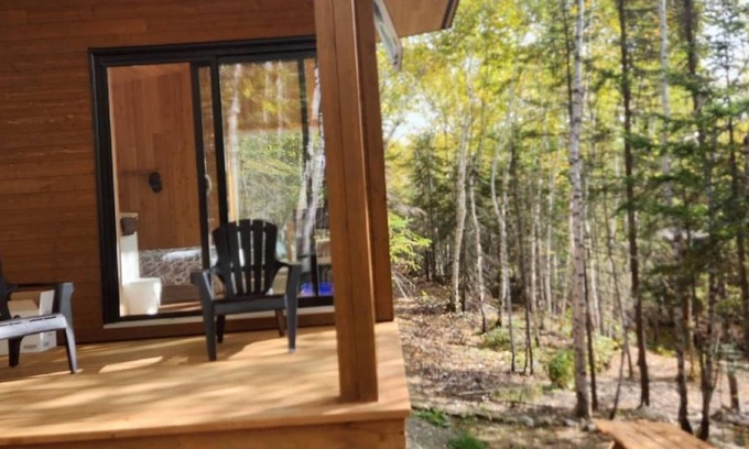 Baie-St-Paul Chalet De Esquí | Tanières MicroChalets Lynx