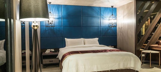 High Cloud International Business Hotel