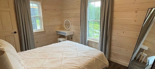 Phoebe Limit 3 1 Bedroom Cabin