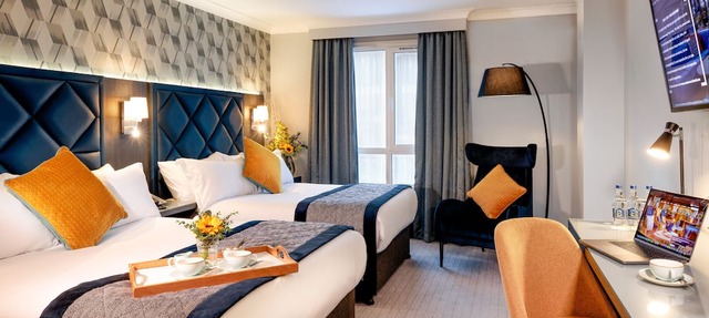 Camden Court Hotel