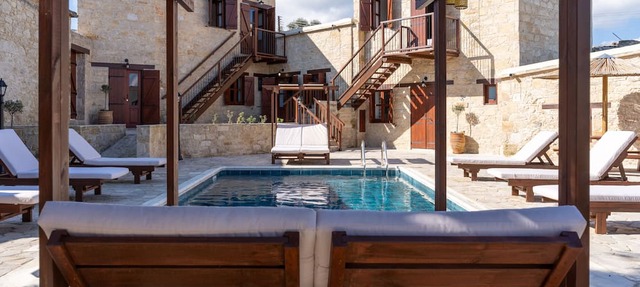 Stone Court Boutique Studios