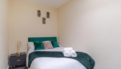 2 Bedroom Apartment, Easy Central London & Heathrow Access