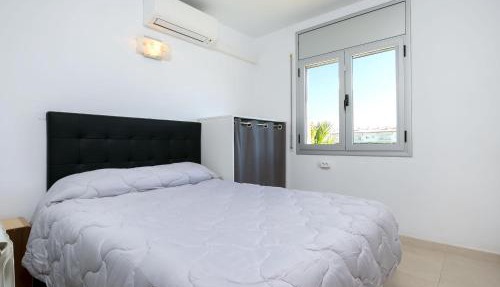 Apartamento acogedor con piscina y jardín privados en Figueres - ES-228-115